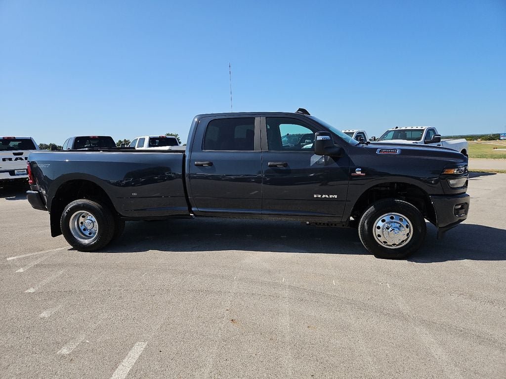 New 2026 RAM 3500 Lone Star AWD/4WD image 9