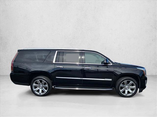 Used 2020 Cadillac Escalade ESV Luxury AWD/4WD image 4
