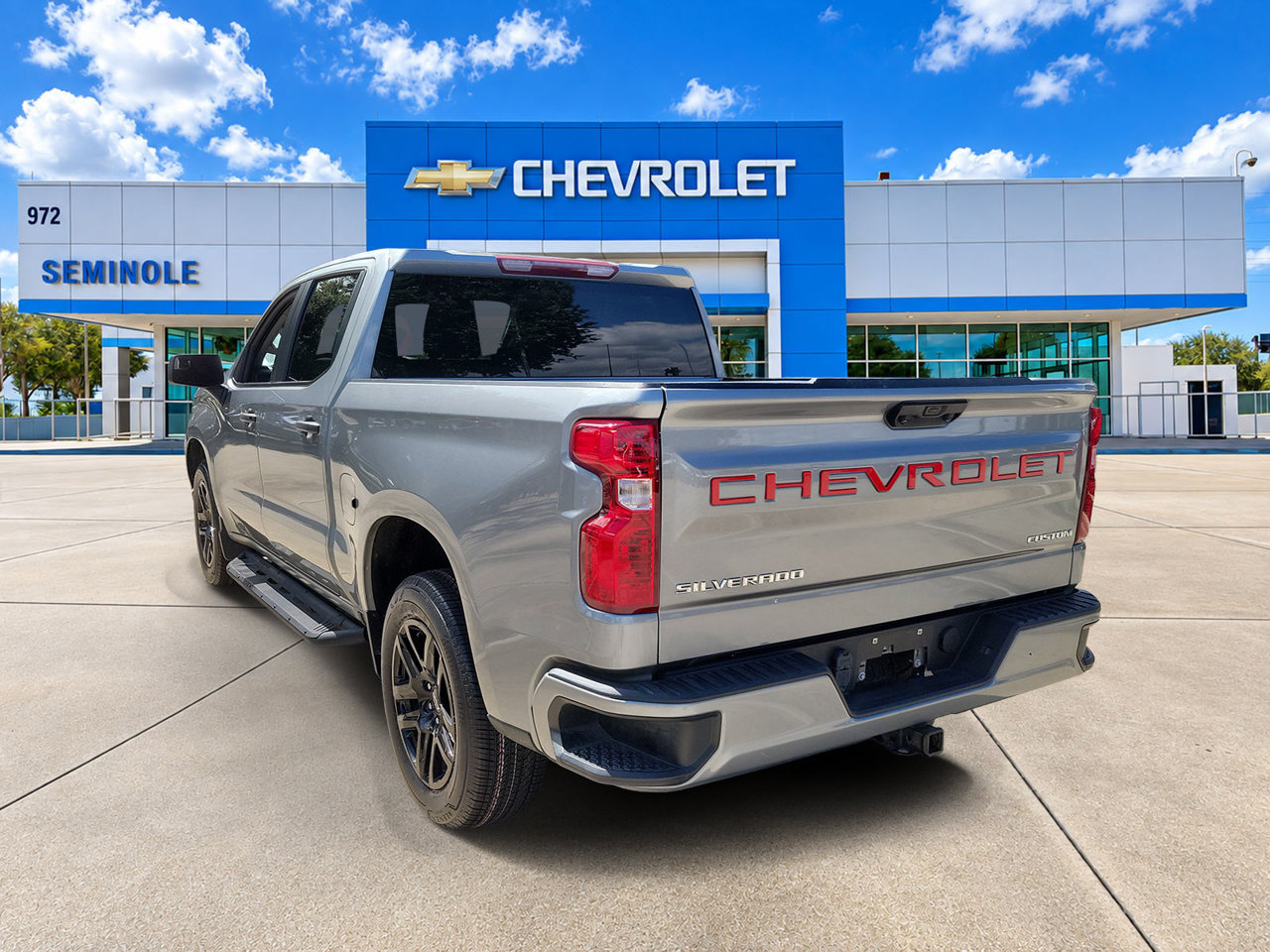 Certified 2024 Chevrolet Silverado 1500 Custom RWD image 4