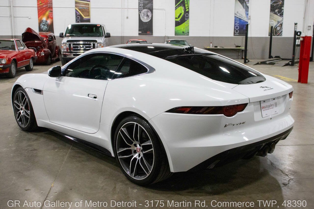 Used 2018 Jaguar F-TYPE R-Dynamic AWD/4WD image 4