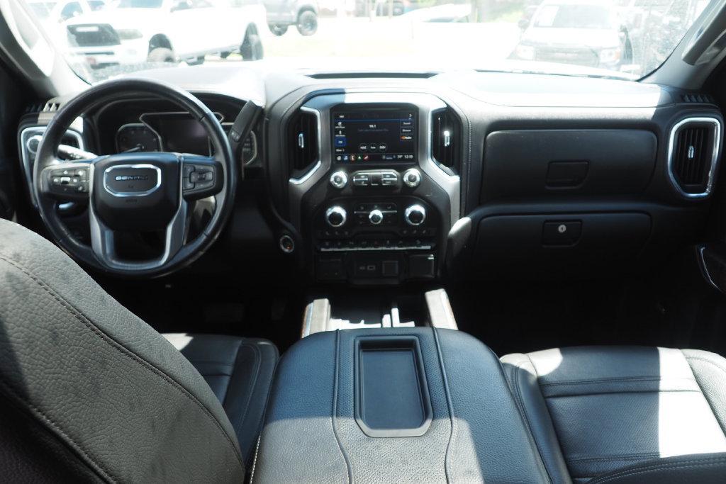 Used 2021 GMC Sierra 2500 Denali w/ Denali Ultimate Package AWD/4WD image 17
