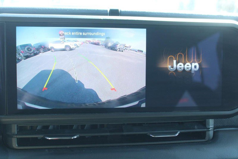 Used 2024 Jeep Wrangler Unlimited Rubicon image 21