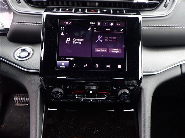 New 2025 Jeep Grand Cherokee L Laredo AWD/4WD image 16