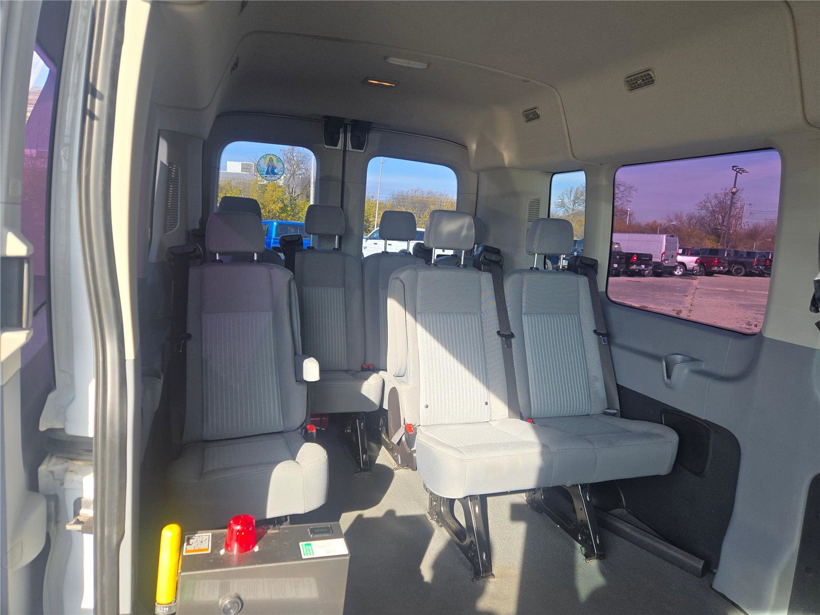 Used 2018 Ford Transit 350 XLT image 12