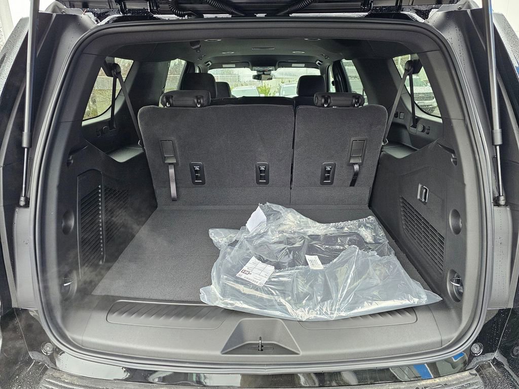 New 2026 Chevrolet Suburban LS w/ Max Trailering Package image 14