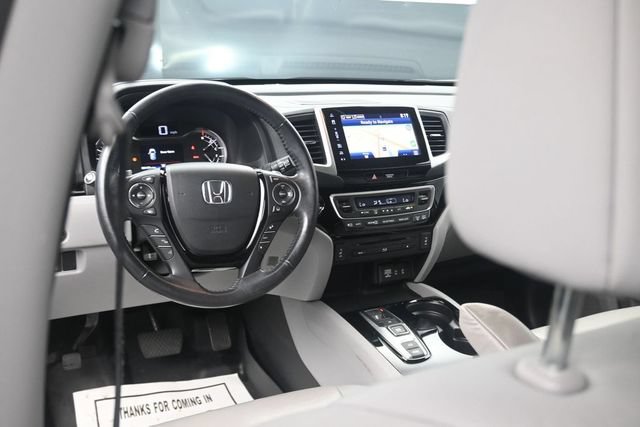 Used 2018 Honda Pilot Touring image 18