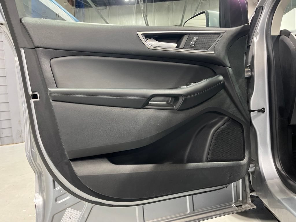 Used 2021 Ford Edge SEL FWD image 10