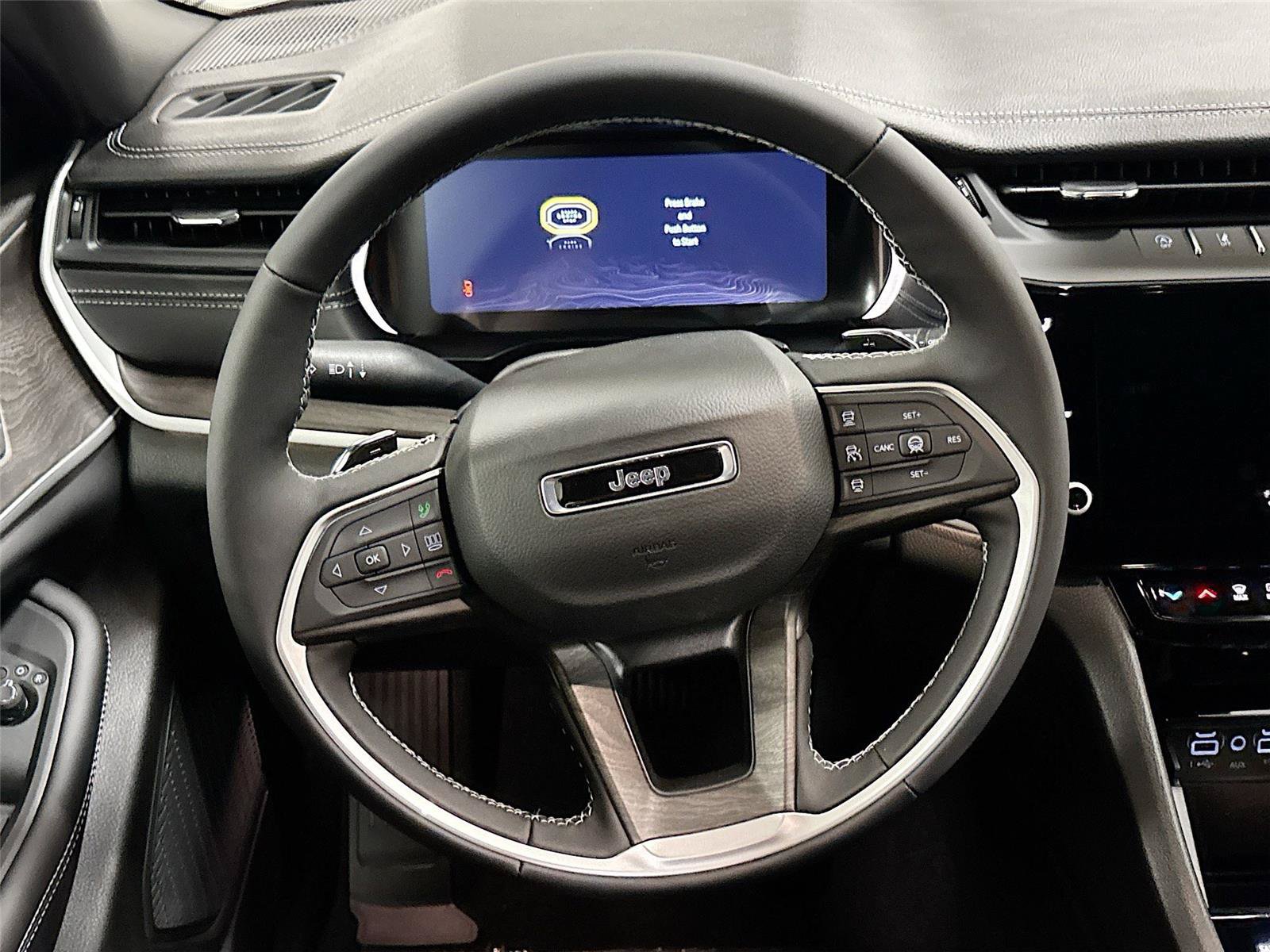 New 2026 Jeep Grand Cherokee L Limited AWD/4WD image 19