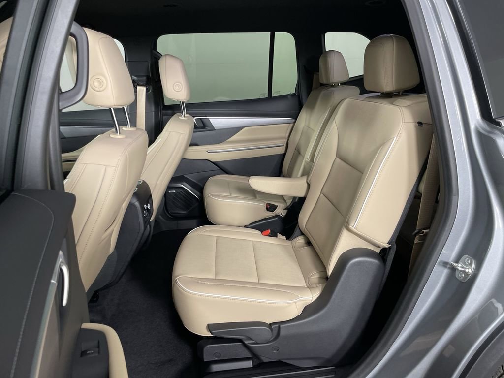 Used 2025 Buick Enclave Preferred image 24