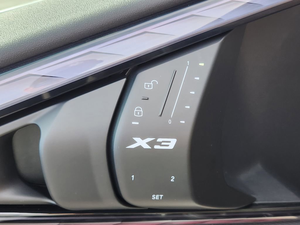Certified 2025 BMW X3 xDrive30i w/ Convenience Package image 26