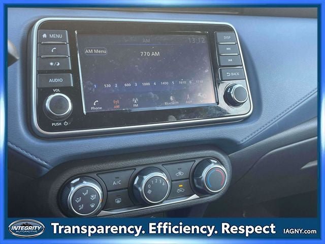 Used 2025 Nissan Versa SV w/ Trunk Package FWD image 28
