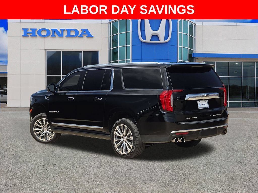 Used 2021 GMC Yukon XL Denali w/ Denali Premium Package AWD/4WD image 5