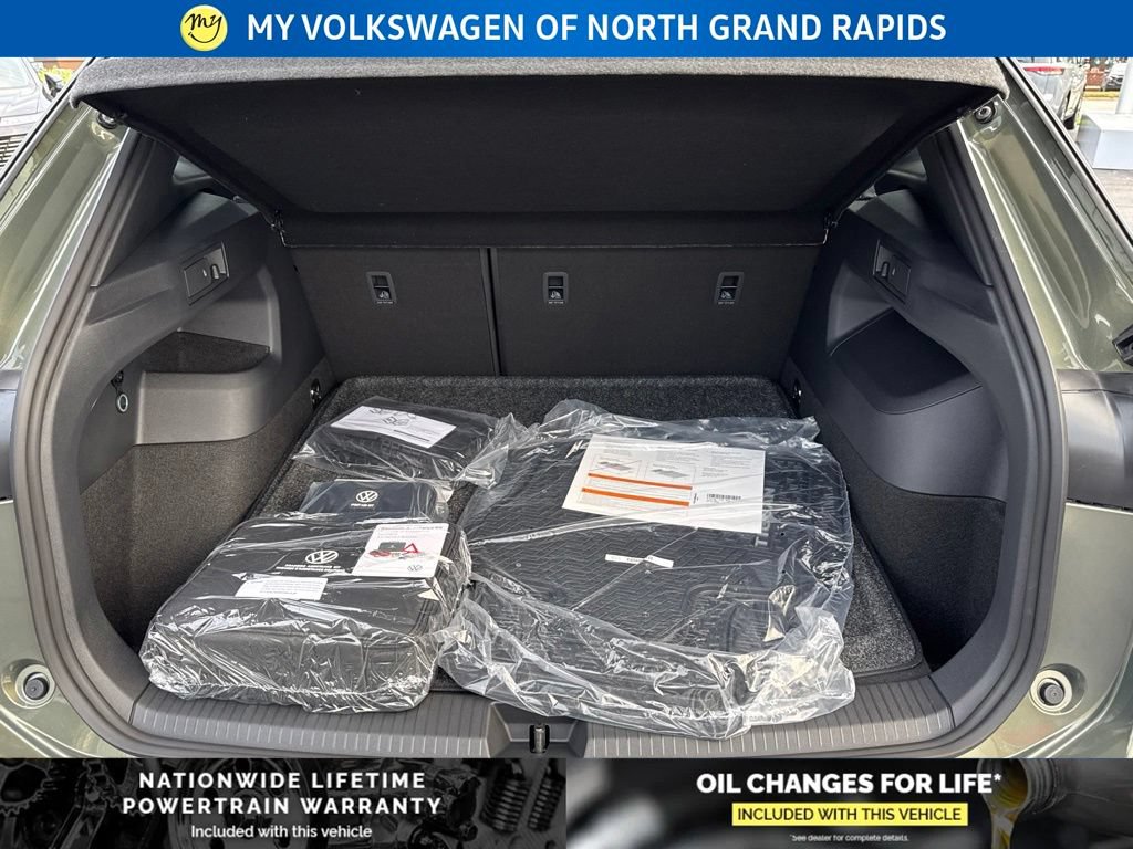 New 2026 Volkswagen Tiguan SE R-Line AWD/4WD image 25