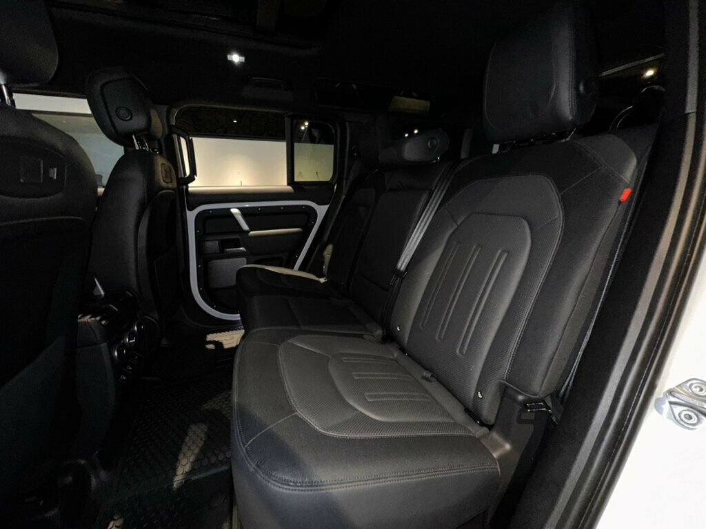 Used 2022 Land Rover Defender 110 X-Dynamic HSE AWD/4WD image 27