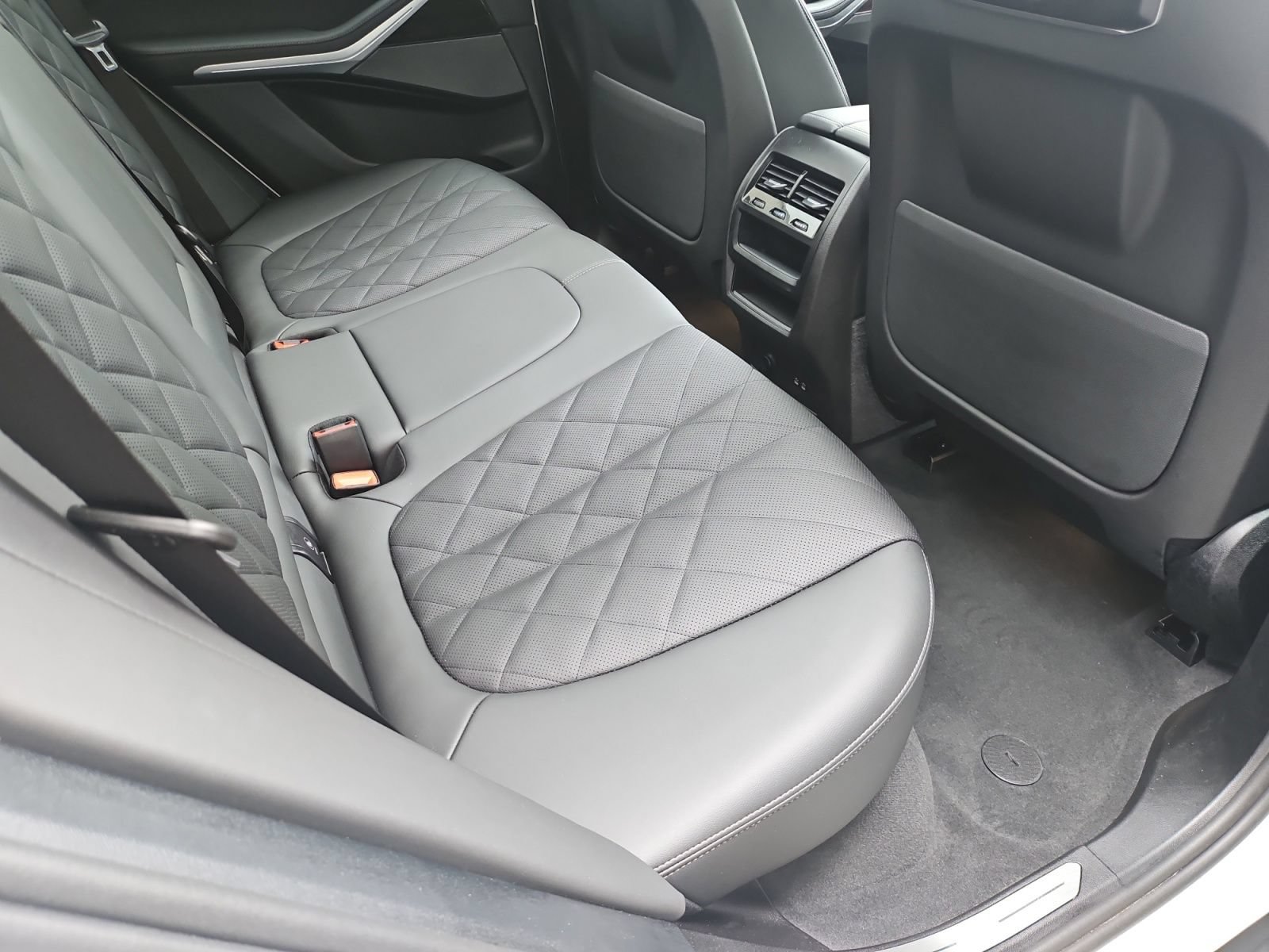 Used 2026 BMW X5 xDrive40i AWD/4WD image 31