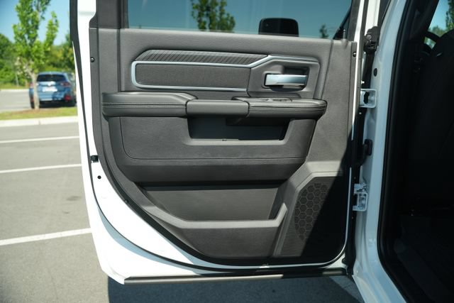 New 2026 RAM 2500 Big Horn AWD/4WD image 14