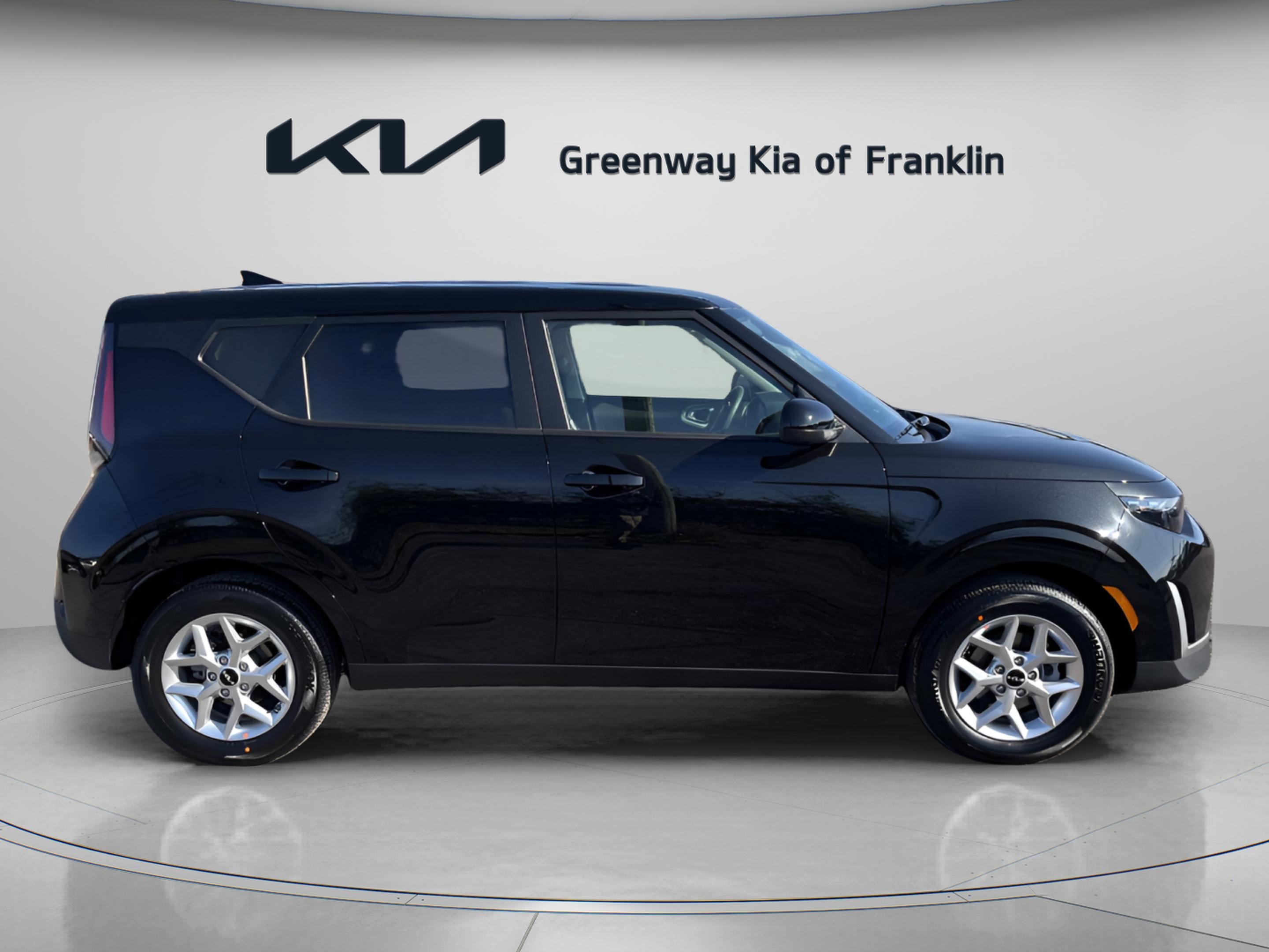 New 2025 Kia Soul LX image 8