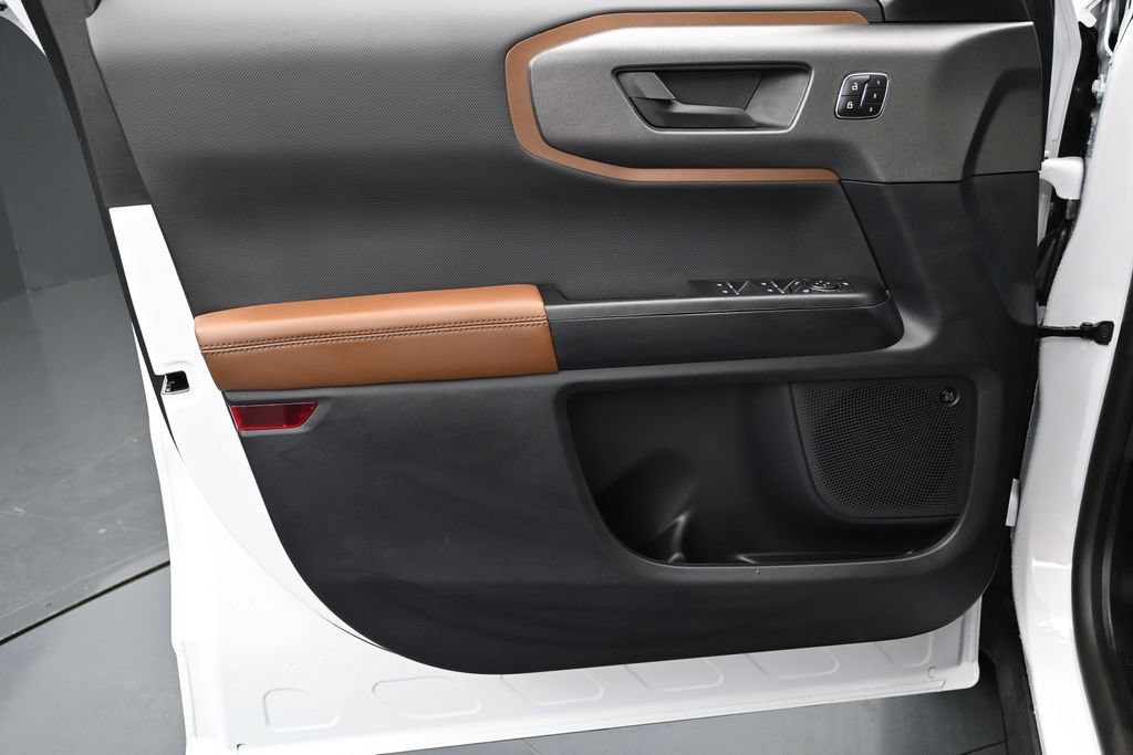 New 2026 Ford Bronco Sport Outer Banks w/ Outer Banks Tech Package+ AWD/4WD image 14