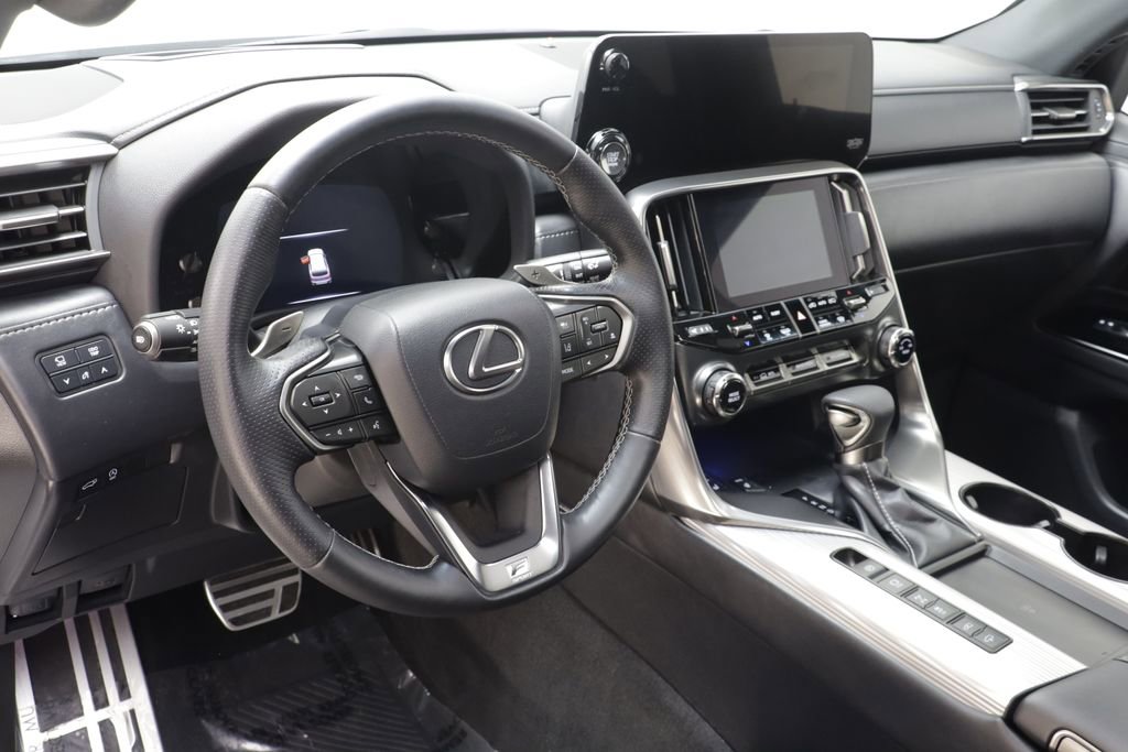 Used 2024 Lexus LX 600 F Sport AWD/4WD image 7