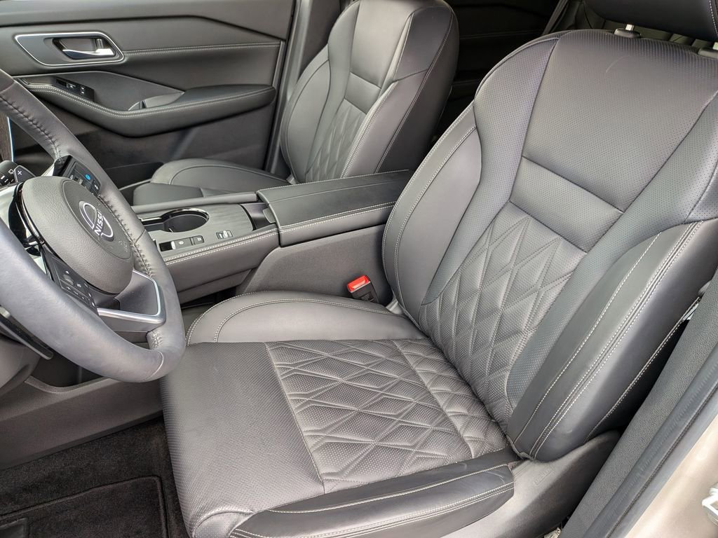 Used 2024 Nissan Rogue Platinum w/ Platinum Premium Package FWD image 25