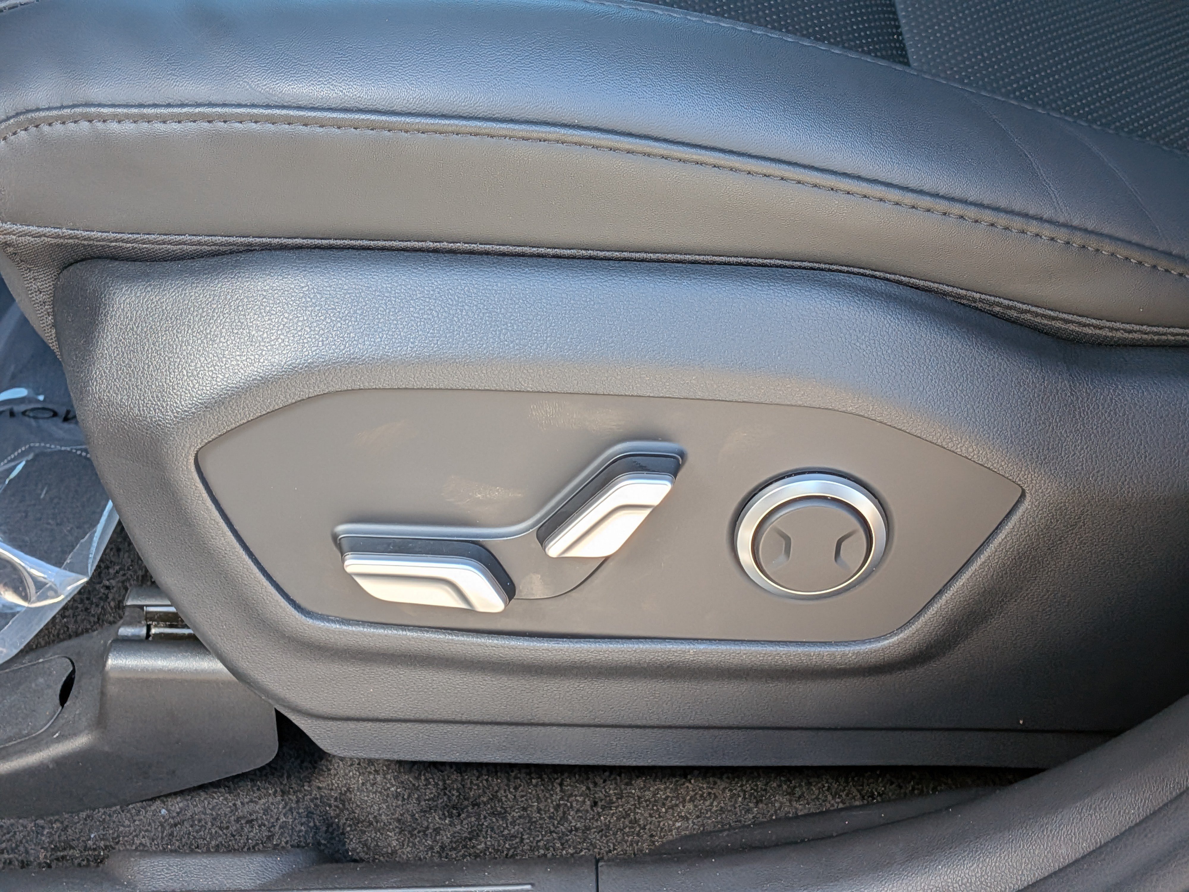 Used 2025 Hyundai Santa Fe XRT AWD/4WD image 22