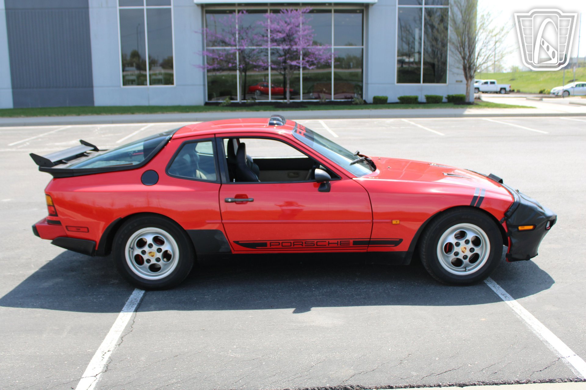 Used 1988 Porsche 944 Coupe RWD image 6