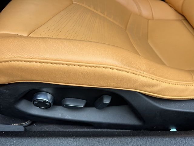 Used 2022 Chevrolet Corvette Stingray Preferred Cpe w/ 2LT image 16