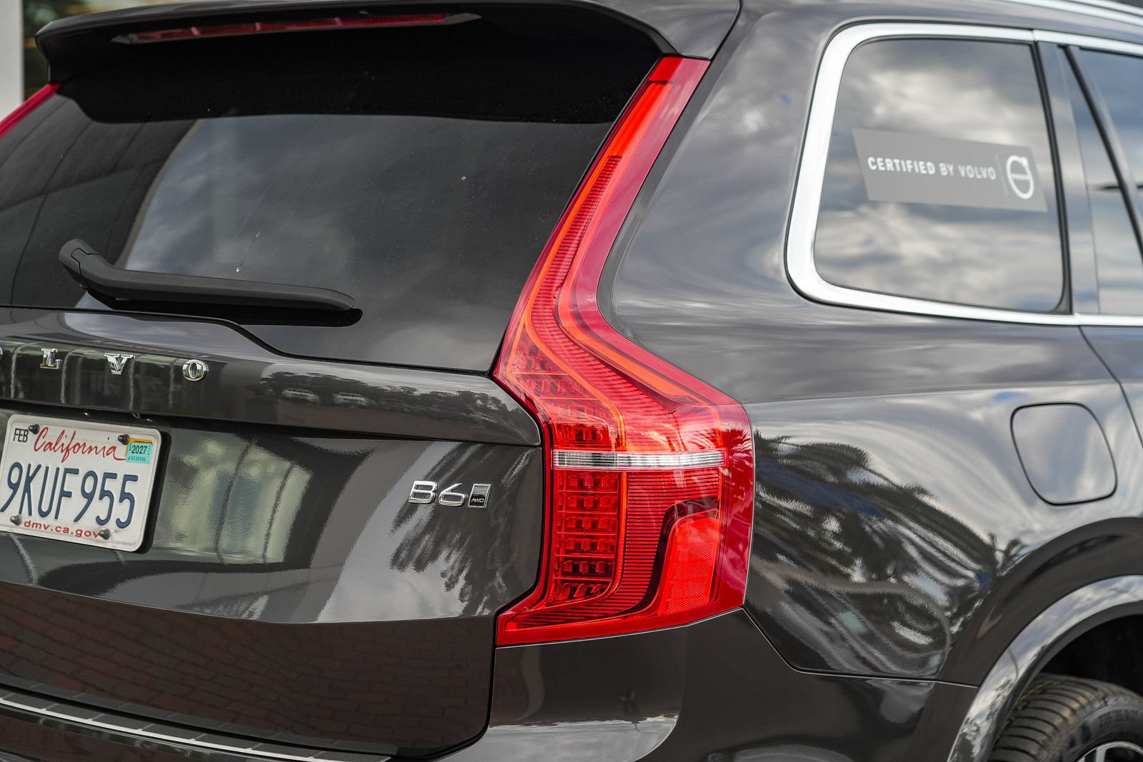 Used 2024 Volvo XC90 B6 Ultimate w/ Protection Package Premier AWD/4WD image 11