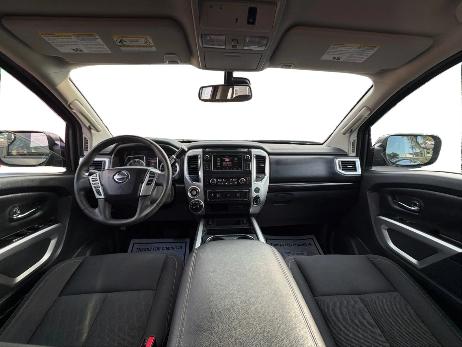 Used 2019 Nissan Titan SV w/ SV Convenience Package AWD/4WD image 19