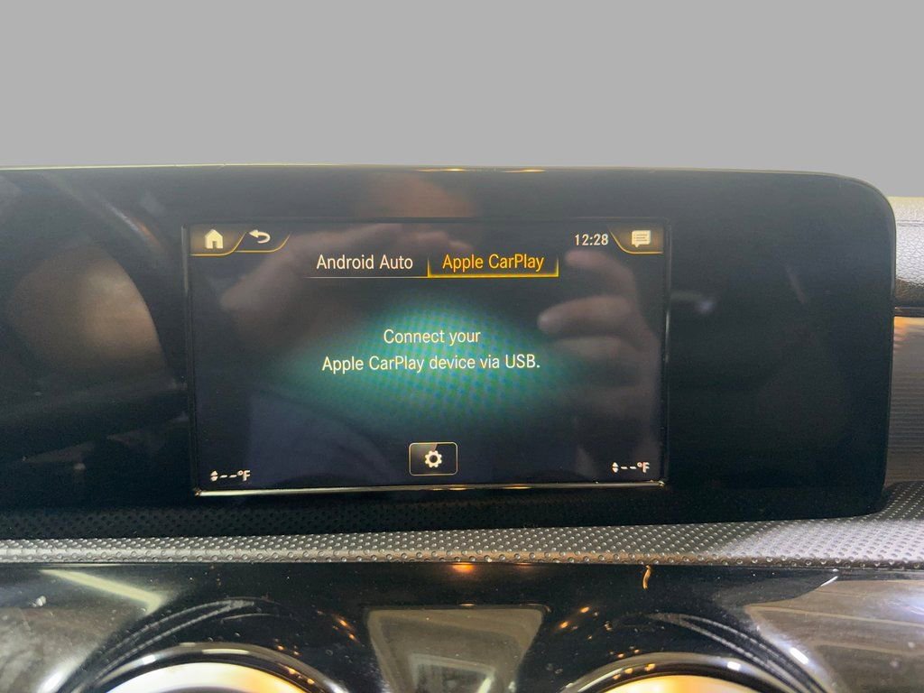 Used 2020 Mercedes-Benz CLA 250 image 15