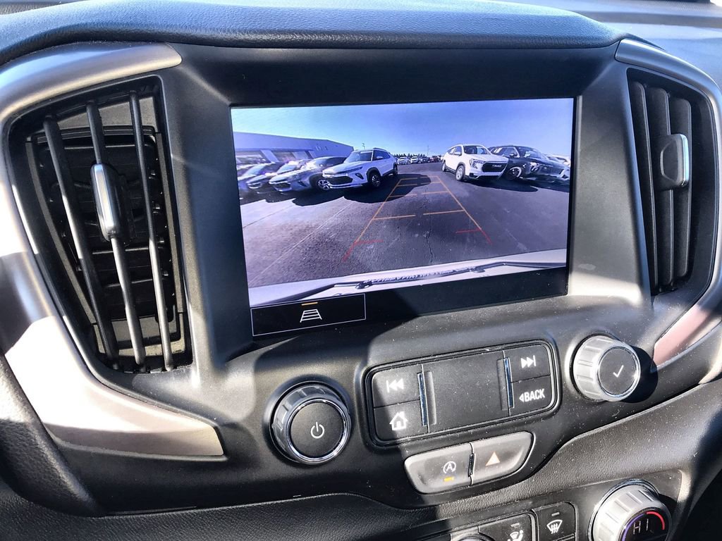 Used 2023 GMC Terrain AT4 image 17