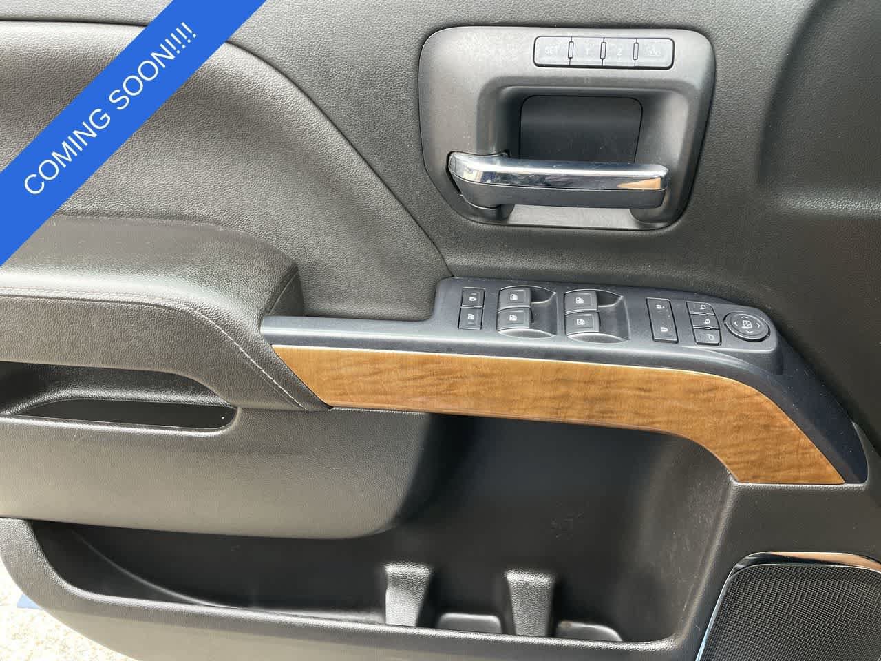 Used 2017 Chevrolet Silverado 1500 LTZ AWD/4WD image 29