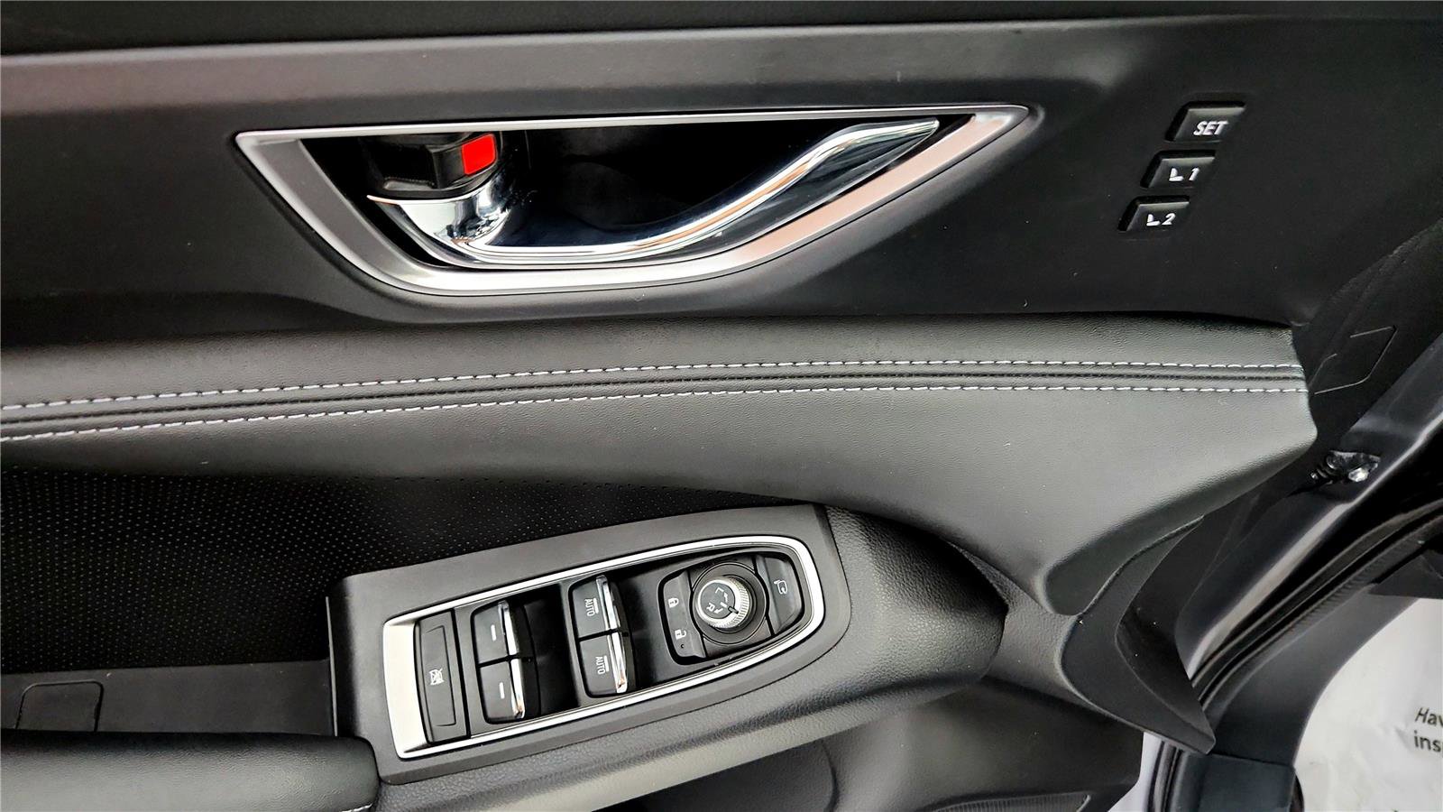 Used 2023 Subaru Ascent Limited w/ Technology Package image 23