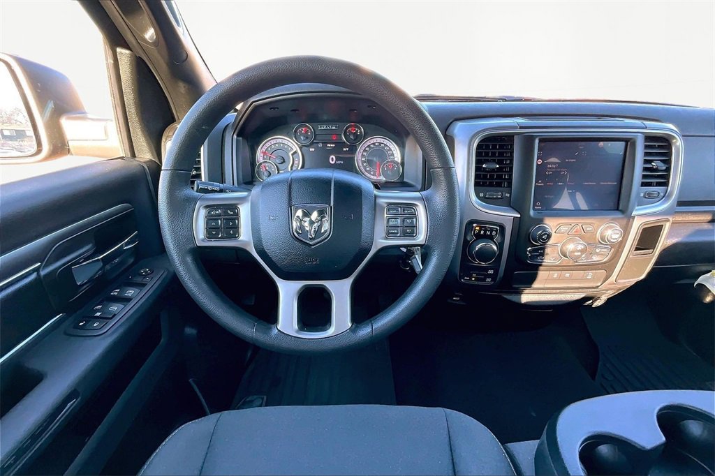 Used 2022 RAM 1500 Classic Warlock w/ Electronics Group image 5