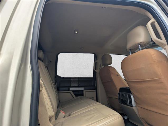 Used 2017 Ford F250 Lariat w/ Lariat Value Package AWD/4WD image 14