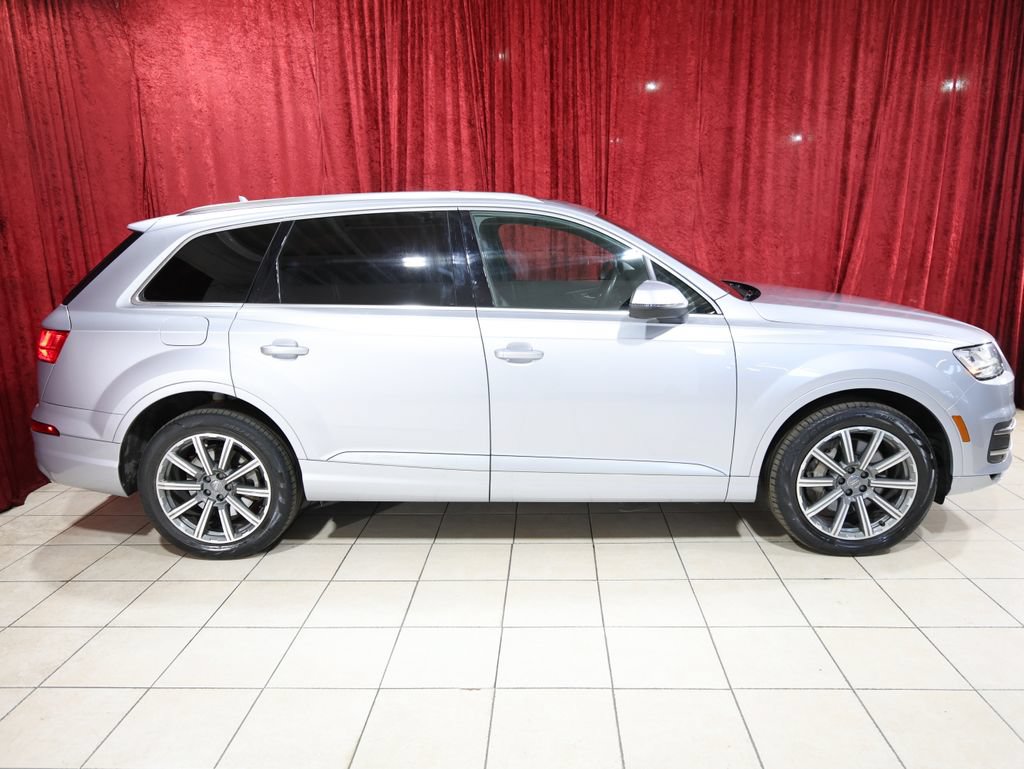 Used 2018 Audi Q7 3.0T Premium Plus w/ Premium Plus Package AWD/4WD image 8