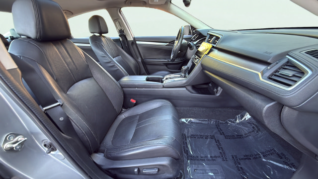 Used 2016 Honda Civic Touring image 23