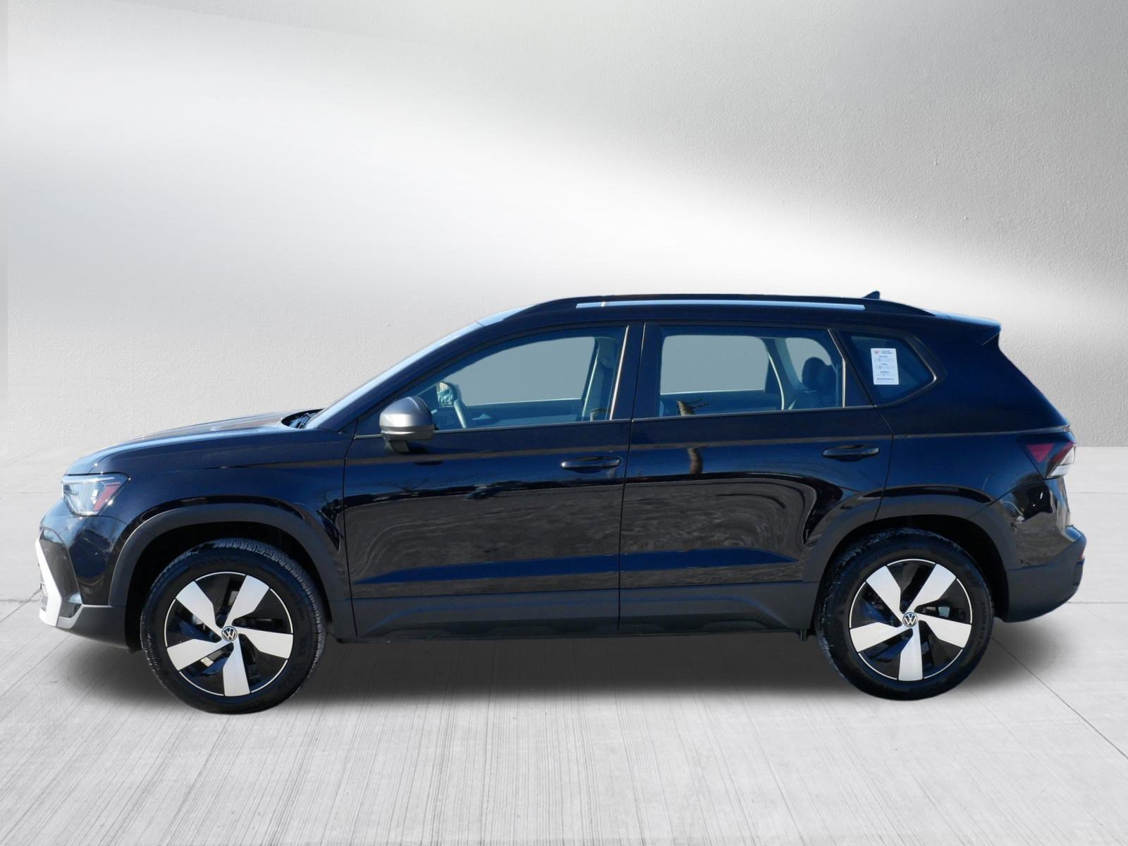 Certified 2025 Volkswagen Taos S image 4