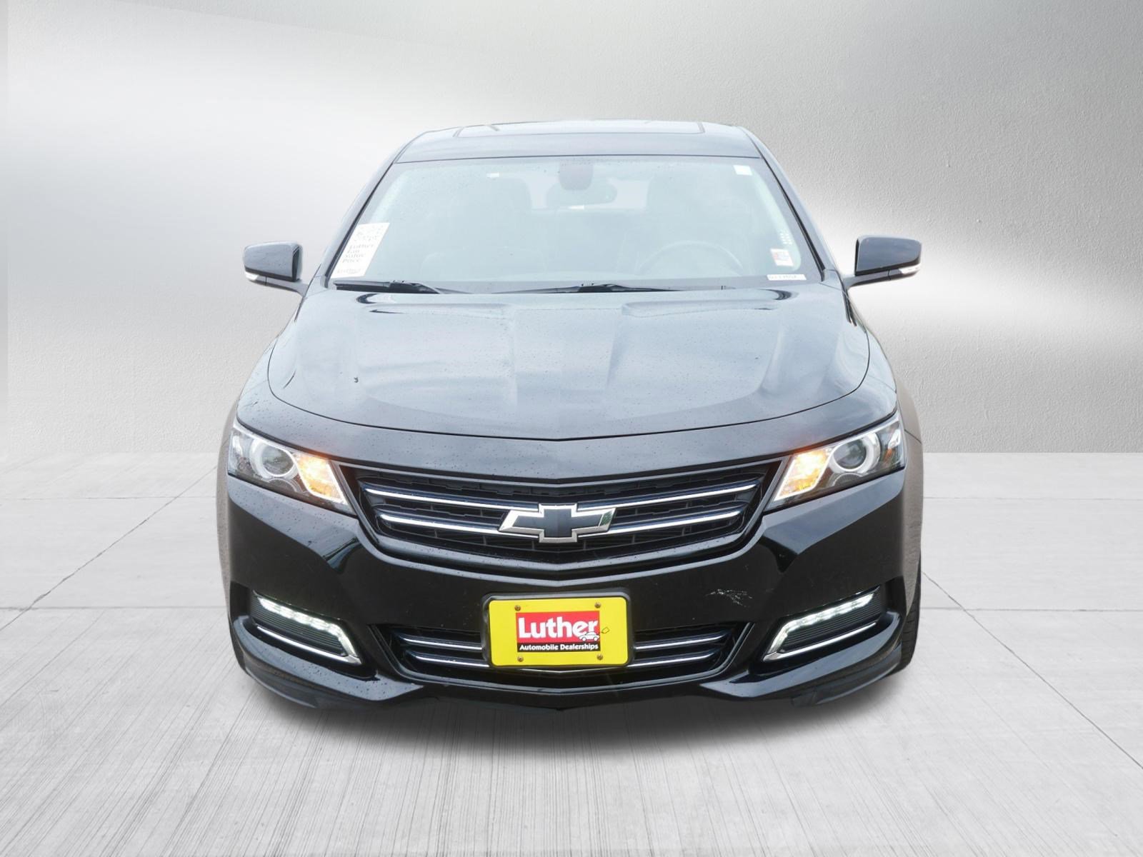 Used 2018 Chevrolet Impala Premier FWD image 2