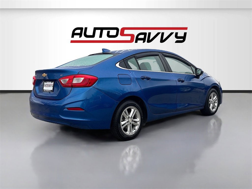 Used 2017 Chevrolet Cruze LT w/ Convenience Package image 7