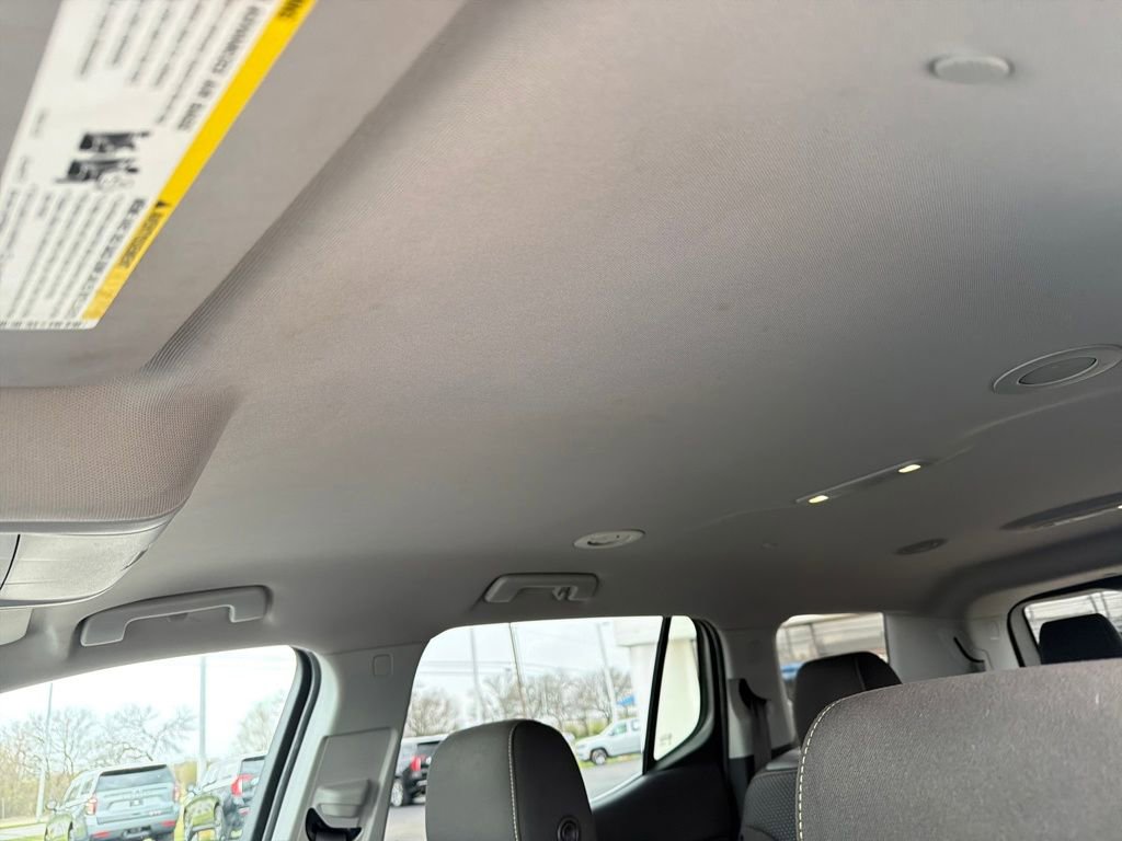 Used 2020 GMC Acadia SLE image 16