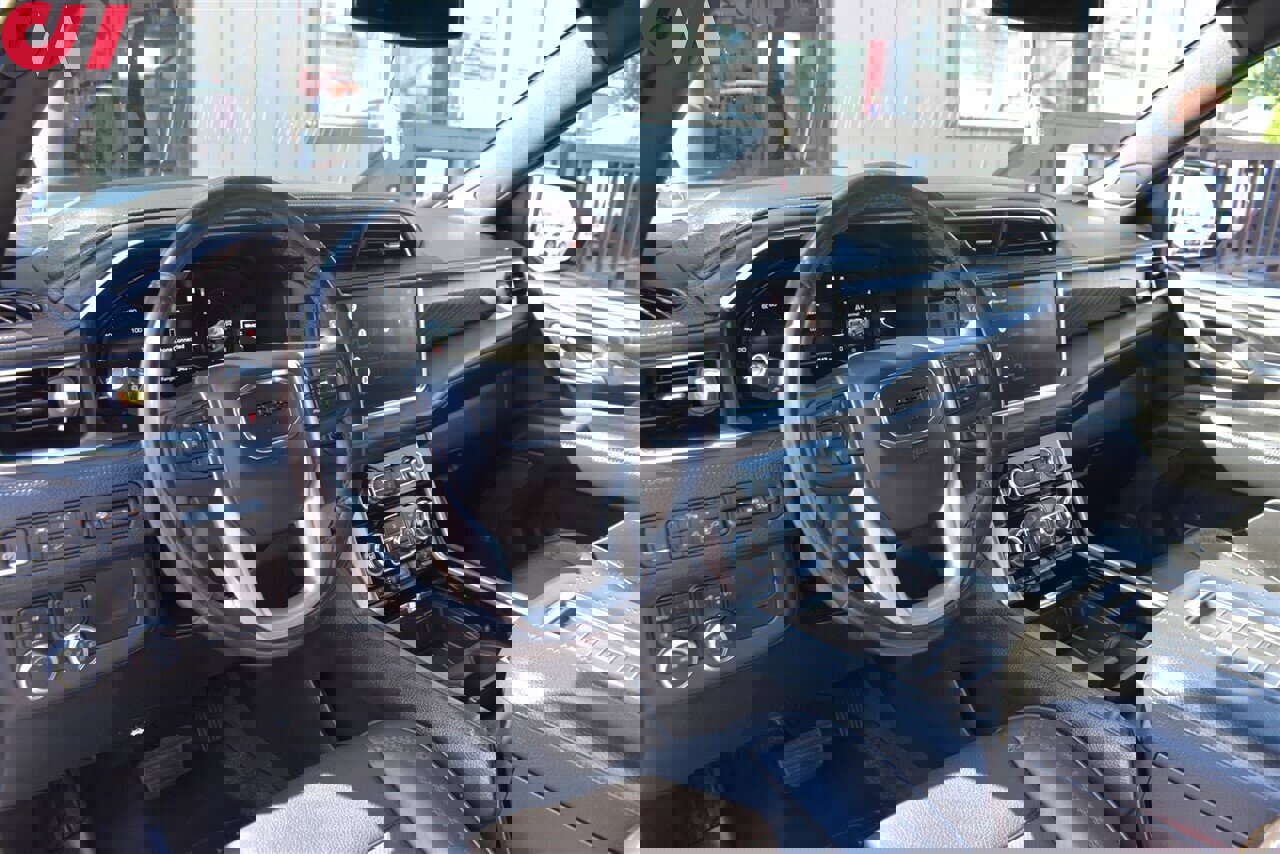 Used 2022 GMC Yukon XL Denali image 3