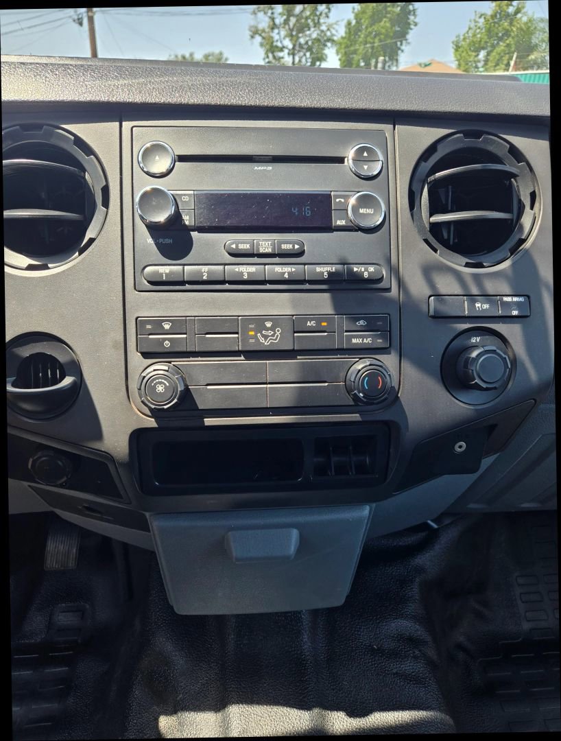 Used 2016 Ford F250 XL w/ XL Value Package image 19