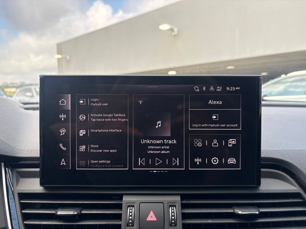 Certified 2024 Audi Q5 2.0T Prestige AWD/4WD image 22