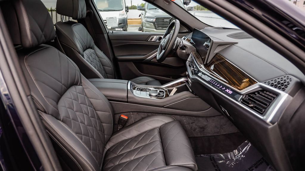 Used 2024 BMW X6 xDrive40i image 21