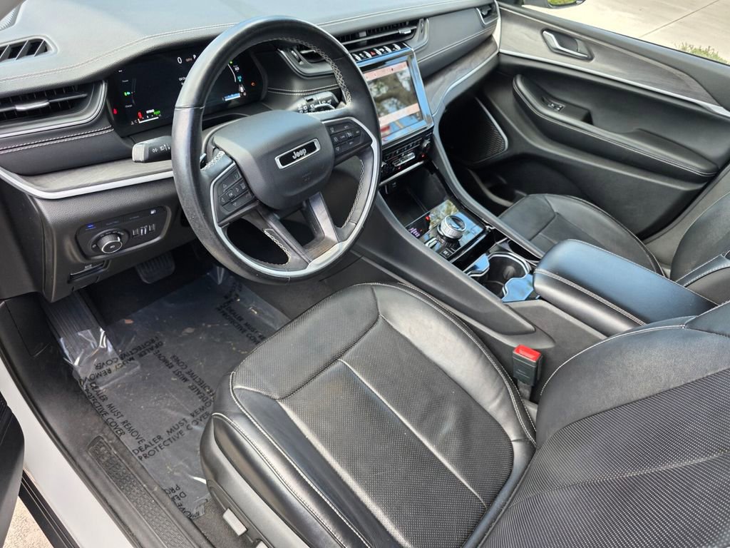 Used 2022 Jeep Grand Cherokee Limited 4xe w/ Luxury Tech Group II image 10