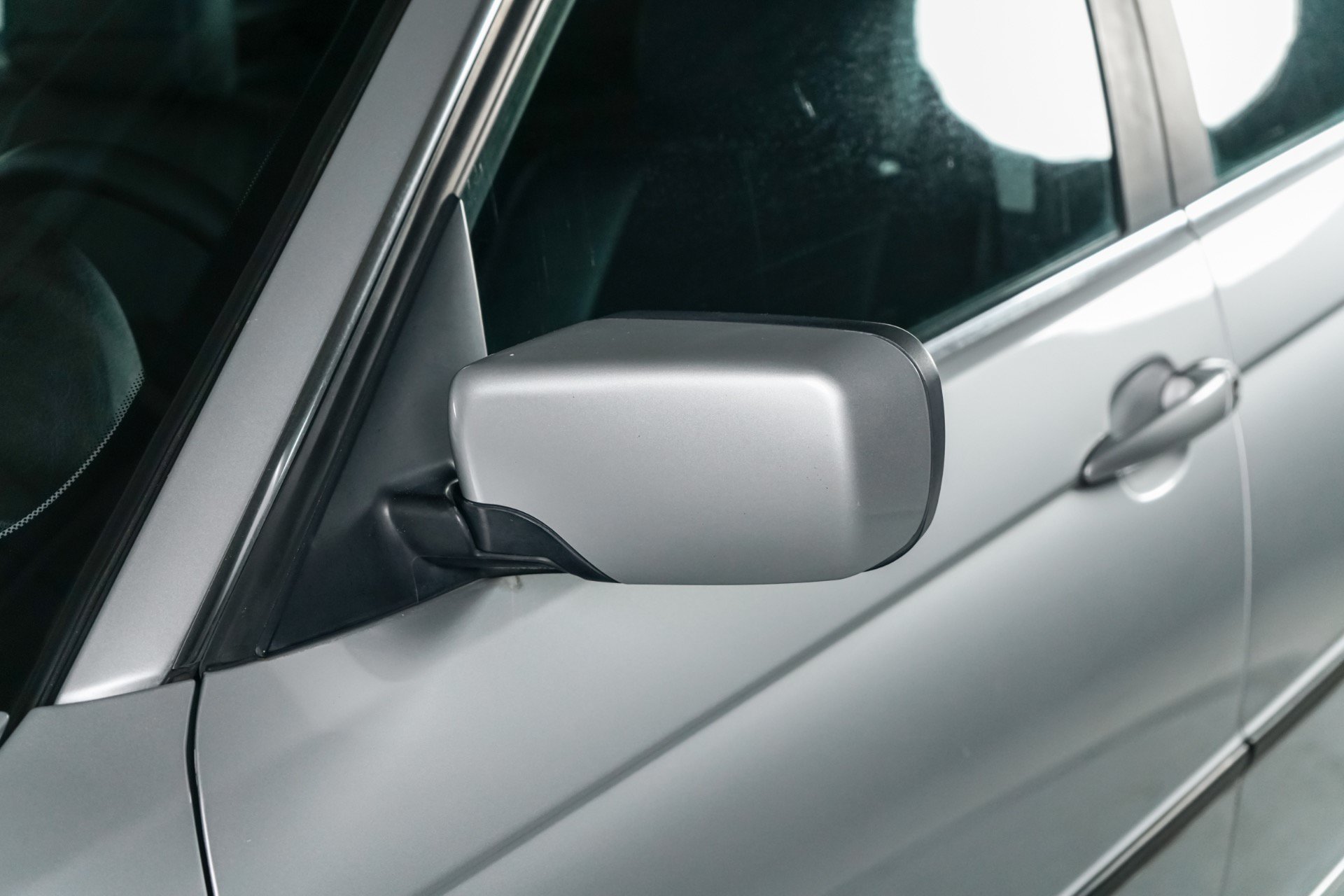 Used 2004 BMW 330i Sedan RWD image 48