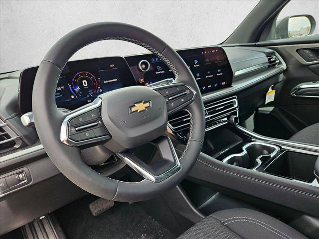 New 2027 Chevrolet Traverse LT w/ Driver Confidence Package FWD image 3