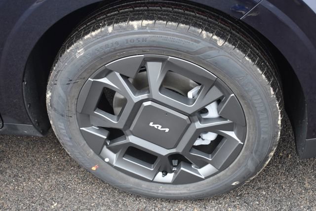 New 2026 Kia Carnival EX FWD image 12