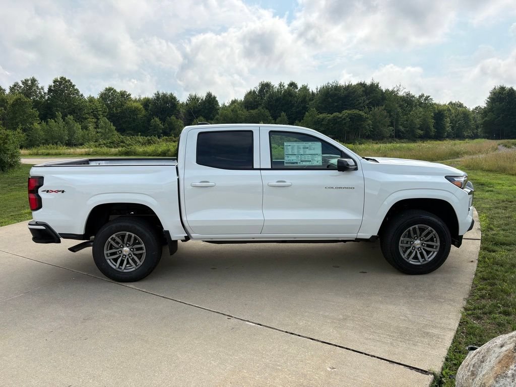 New 2026 Chevrolet Colorado LT w/ LT Convenience Package AWD/4WD image 10